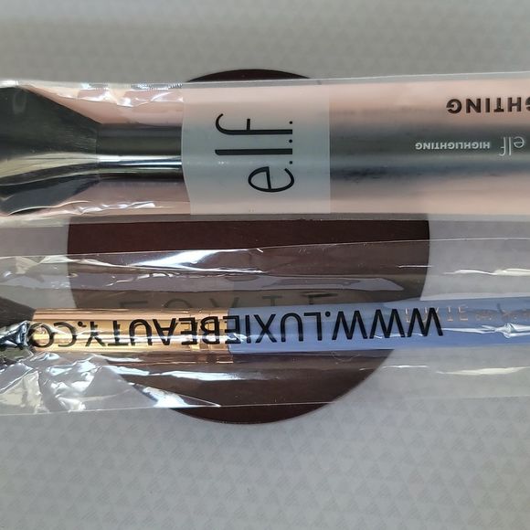 Elf Highlighting Brush + Luxie 640 ProPrecision Tapered Brush - Picture 3 of 9